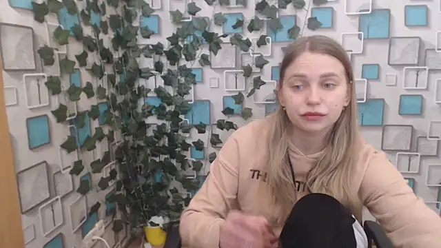klerkarina online show from 03.19.25