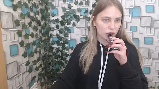 klerkarina online show from 03.21.25