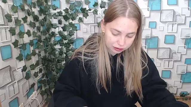 klerkarina online show from 10.03.25