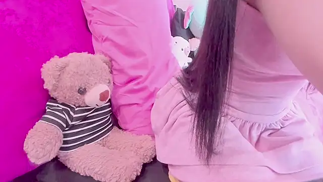 Snapshot of _BABBE_Hii chatting on 03.13.25 BABBE Hii online show from 03.13.25