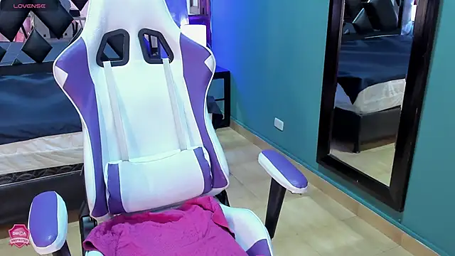 Linda4Petite online show from 03.07.25