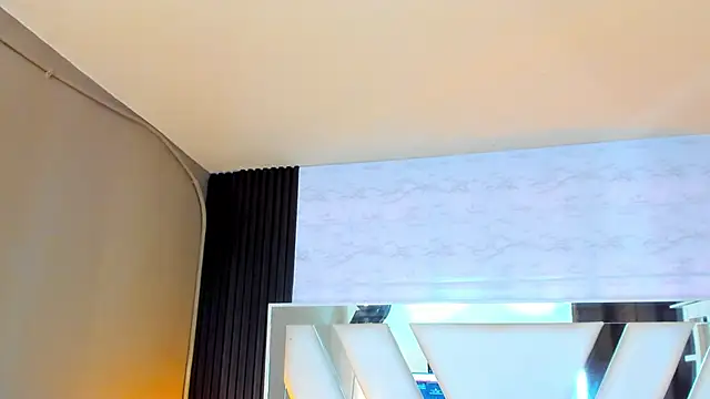 Linda4Petite online show from 11.18.25