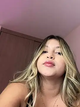 lunablossom  online show from 10.21.25