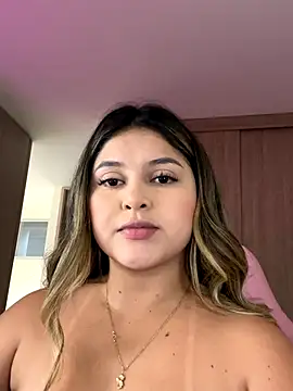 lunablossom  online show from 11.11.25