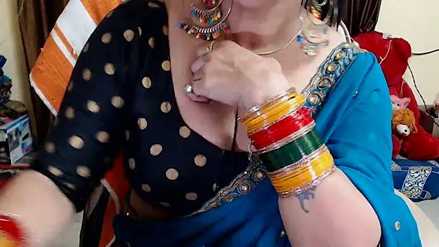 Naughty Kashish online show from 12.07.24