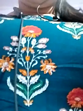 Snapshot of Naughty_Kashish chatting on 02.15.26 Naughty Kashish online show from 02.15.26