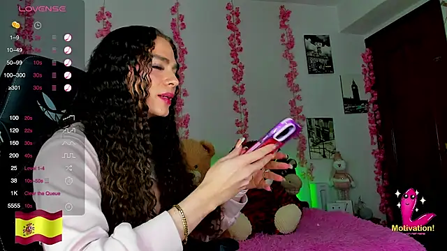 gabrielatafur  online show from 01.14.25