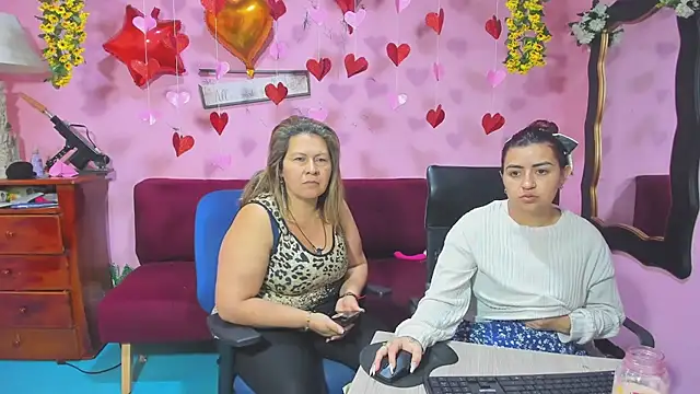 lesbiancuple online show from 02.11.26