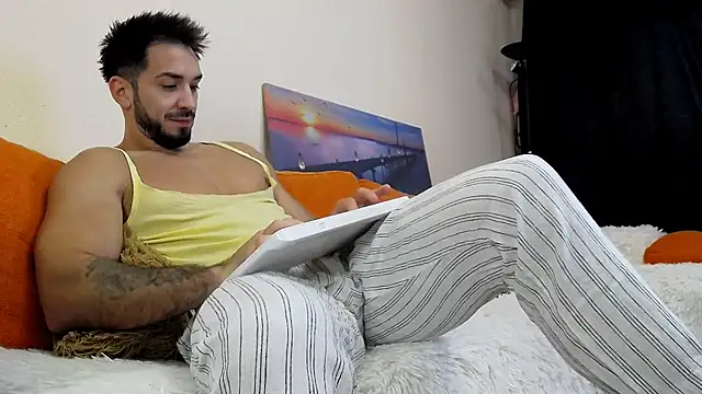 MichaelWills online show from 11.06.25