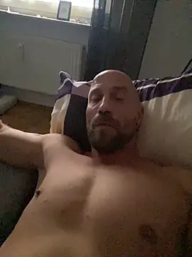 Toyboy471 online show from 11.16.25