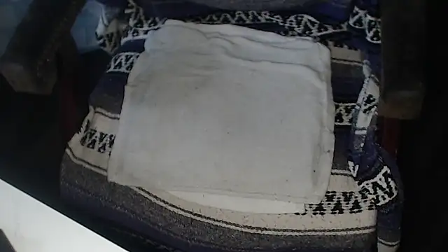 QueenDenizeAndTheCaptain online show from 10.18.25