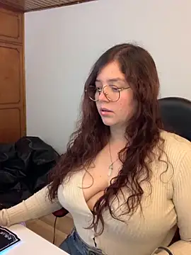 kayortiiz online show from 10.18.25