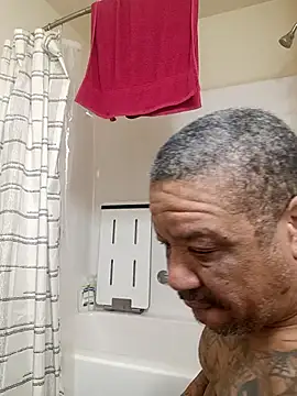 Snapshot of yellowwetfox chatting on 02.20.26 yellowwetfox online show from 02.20.26