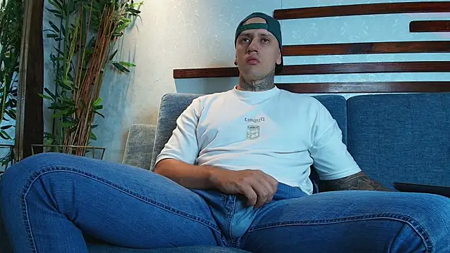 Joeysexx2 online show from 11.10.25