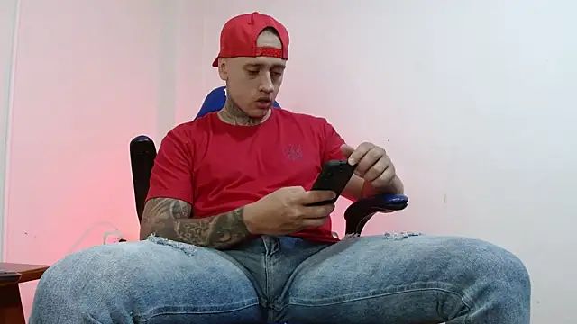 Joeysexx2 online show from 11.27.25