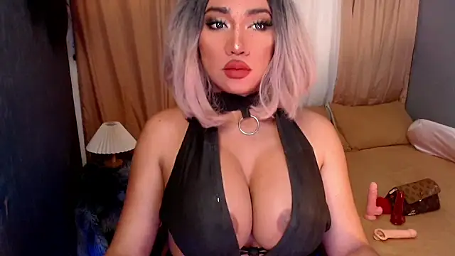 Snapshot of sexcindy chatting on 01.14.26 sexcindy online show from 01.14.26