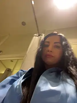 CrazzyChicks online show from 09.21.25