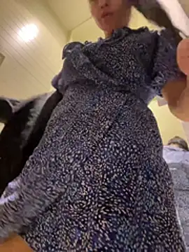 CrazzyChicks online show from 03.20.26