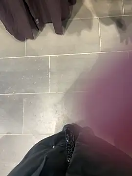 CrazzyChicks online show from 03.25.26