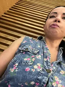 Snapshot of CrazzyChicks chatting on 06.19.26 CrazzyChicks online show from 06.19.26