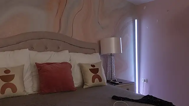 OliviaSirena online show from 10.09.25