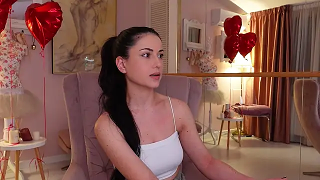 OliviaSirena online show from 02.26.26