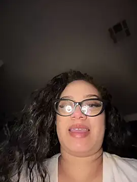 Snapshot of CarmelaAnthony chatting on 12.06.24 CarmelaAnthony online show from 12.06.24