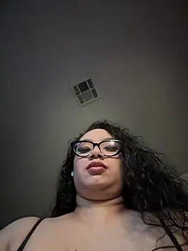 Snapshot of CarmelaAnthony chatting on 02.06.25 CarmelaAnthony online show from 02.06.25