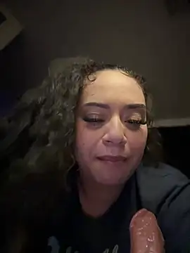 Snapshot of CarmelaAnthony chatting on 02.21.25 CarmelaAnthony online show from 02.21.25