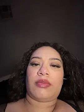 Snapshot of CarmelaAnthony chatting on 03.02.25 CarmelaAnthony online show from 03.02.25