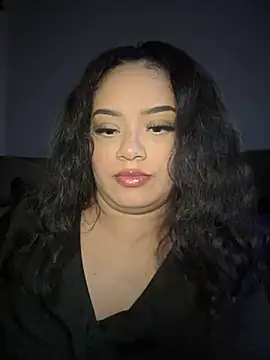 Snapshot of CarmelaAnthony chatting on 03.08.25 CarmelaAnthony online show from 03.08.25