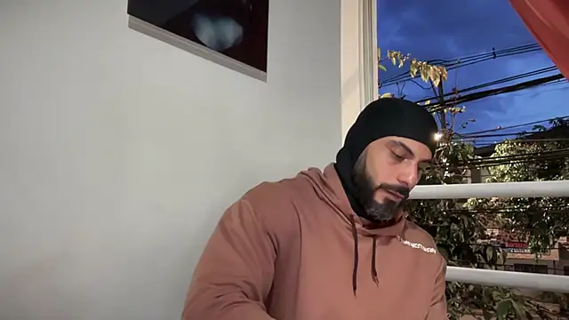 romeolovedark online show from 10.26.25