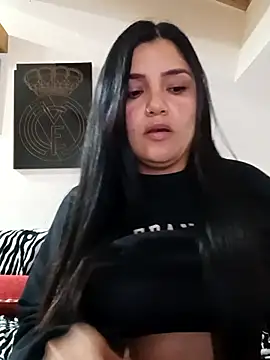 laura dirtyhot online show from 10.30.25