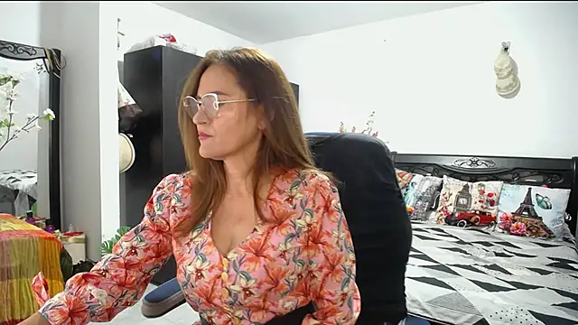 Xiimen online show from 01.24.25