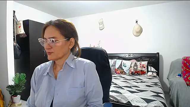 Xiimen online show from 02.06.25