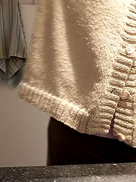 Moi Lina online show from 11.08.25