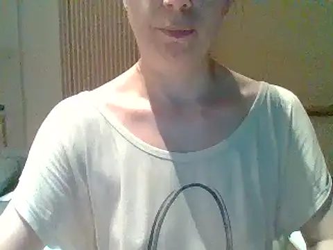 Moi Lina online show from 08.02.26