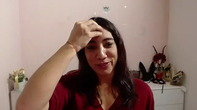 Snapshot of Eva_Rodriguez_ chatting on 11.17.25 Eva Rodriguez online show from 11.17.25