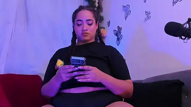 HannaMiillsxh online show from 03.30.26