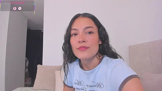Snapshot of TIFFANYRUSSO chatting on 07.27.26 TIFFANYRUSSO online show from 07.27.26