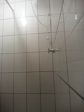 Snapshot of 19cmpeni chatting on 11.19.25 19cmpeni online show from 11.19.25