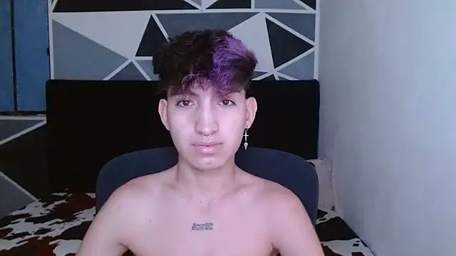 Snapshot of littlextreme chatting on 01.09.25 littlextreme online show from 01.09.25