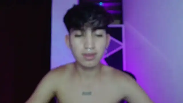 Snapshot of littlextreme chatting on 03.19.25 littlextreme online show from 03.19.25