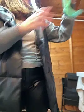 DaisyVibesss online show from 01.05.25