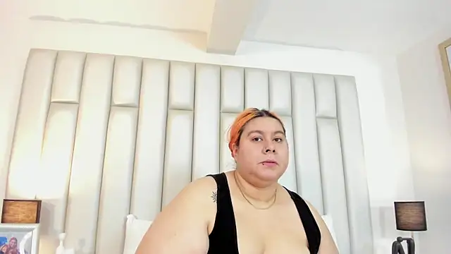 aandreaperez online show from 10.21.25