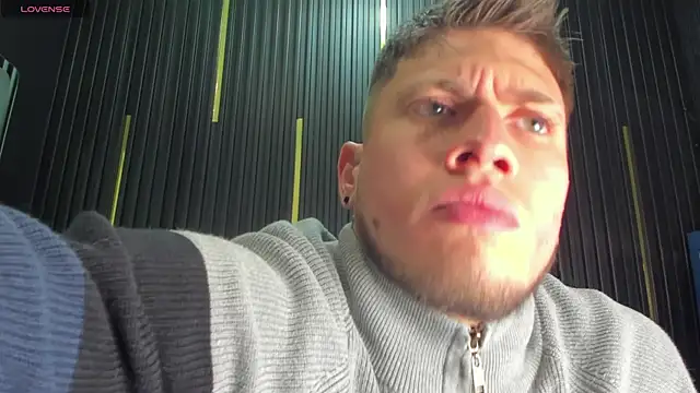 SebastianMaximoff online show from 11.26.25