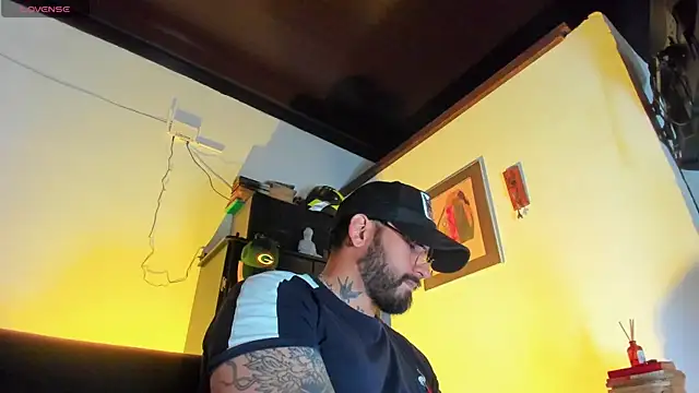 CamiloGray  online show from 12.02.25