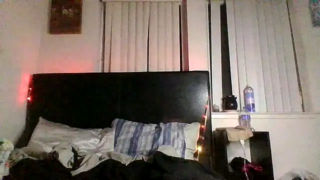 Snapshot of sexybribri@xh chatting on 01.19.25 sexybribrixh online show from 01.19.25