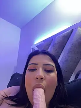 cutesarah  online show from 02.16.25