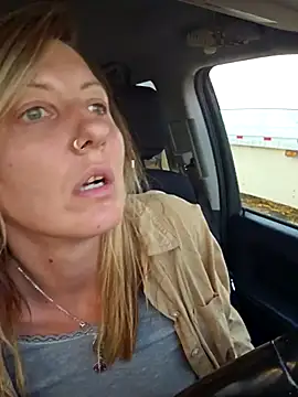 SheIsSomething online show from 12.15.25